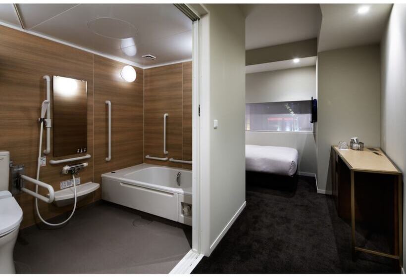 Номер Deluxe, Shinjuku Granbell