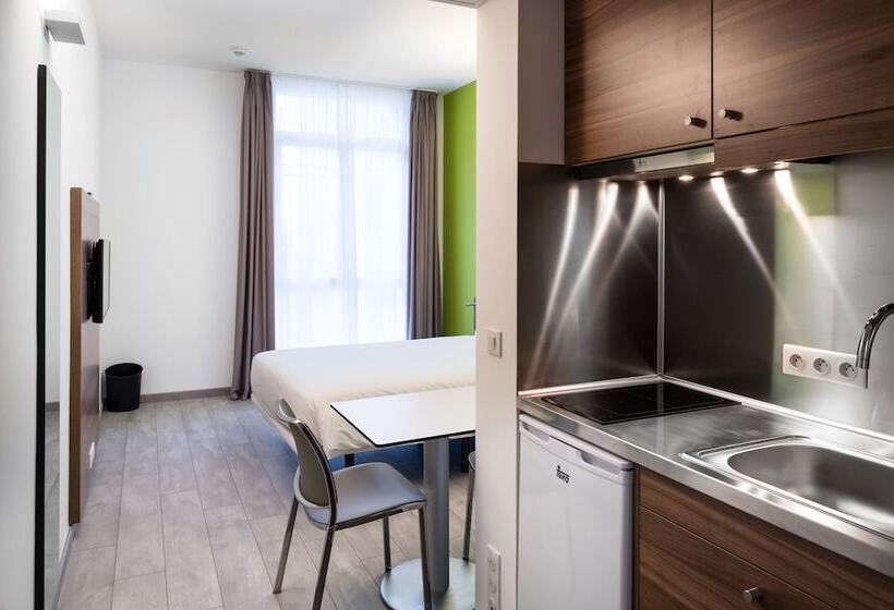 Студия Deluxe, The Social Hub Paris La Défense