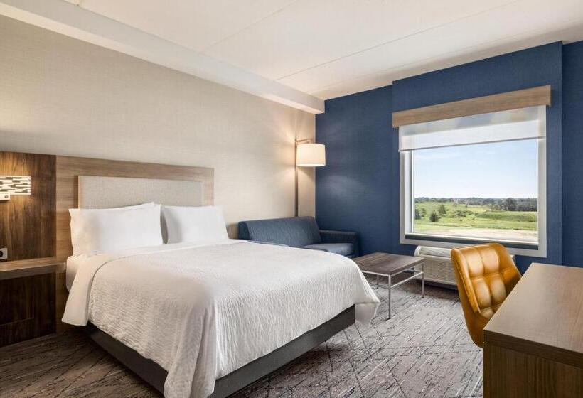 스위트 킹사이즈 침대, Holiday Inn Express   Strathroy, An Ihg