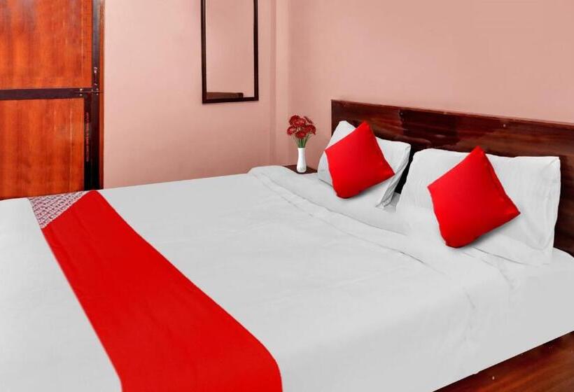 Трехместный Номер Классика, Flagship Hotel Rudram
