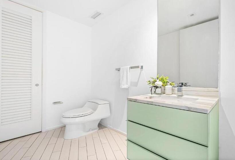 带2个卧室的公寓, Private Residence At W South Beach  811