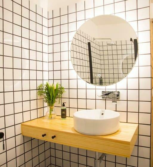 スタンダードルーム, Kalidas Hostel Suites