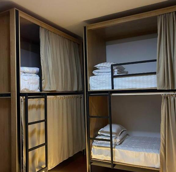 מיטה בחדר משותף, Ayla Hostel