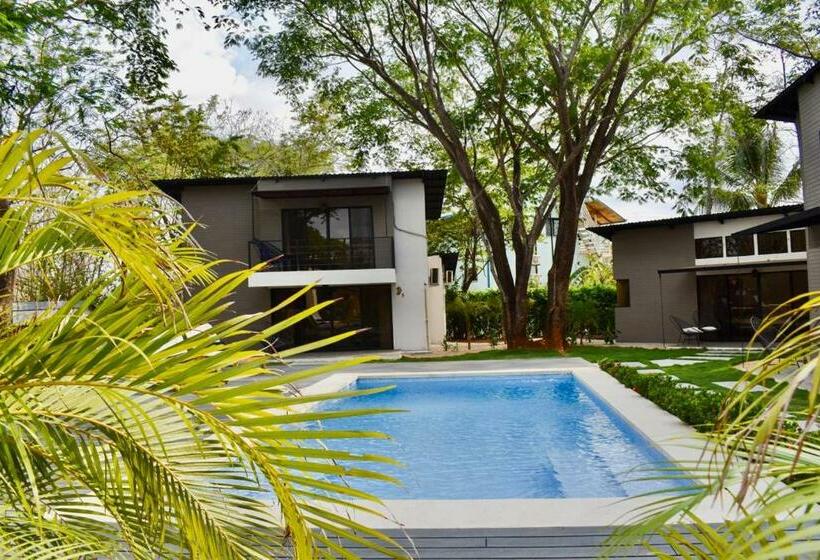 Апартаменты 1 Спальня Вид на Бассейн, Blue Window Boutique Villas