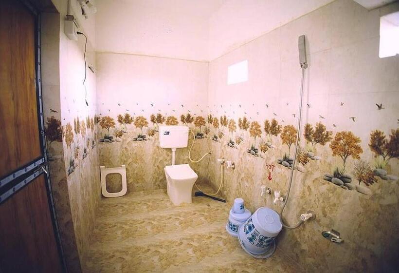 豪华家庭房间, Gokul Farm House