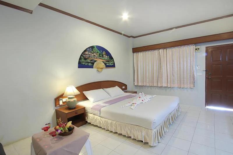 标准间, Choophorn House Sha