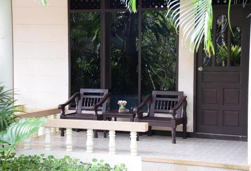 חדר דלוקס נוף לגינה, Clean Beach Resort