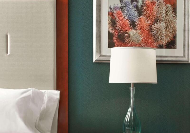 Стандартный Номер Кровать Кинг, Hilton Garden Inn Phoenix Downtown