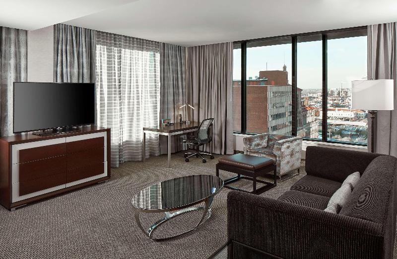 Sviitti King-vuode, Hilton Garden Inn Phoenix Downtown