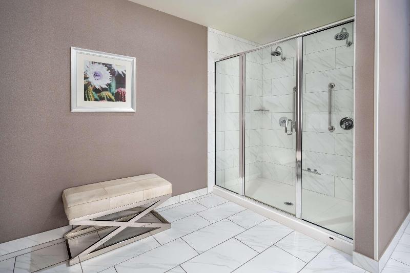 Люкс Кровать Кинг, Hilton Garden Inn Phoenix Downtown