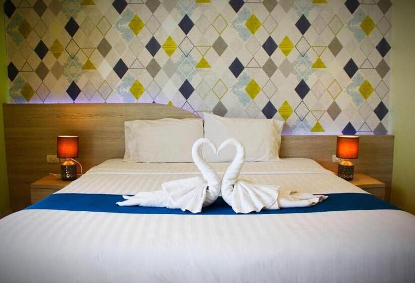 Quarto Superior, The Icon Place 1 @ Central Pattaya