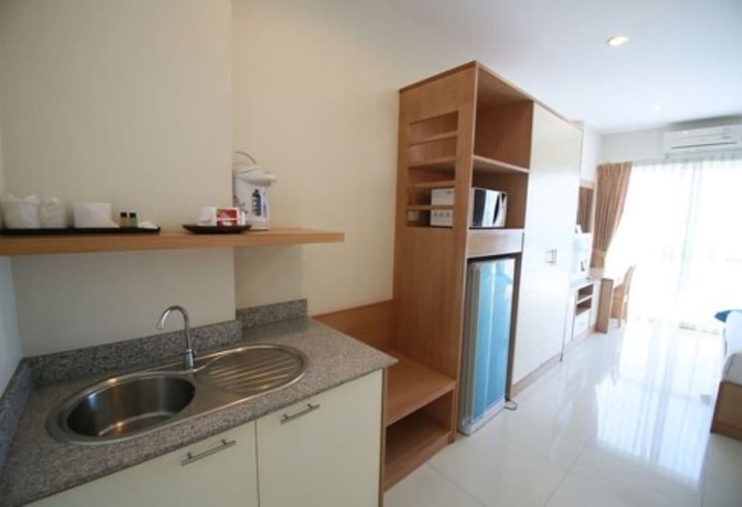 Quarto Deluxe com Sacada, The Icon Place 1 @ Central Pattaya