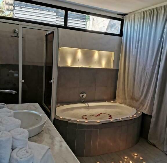 اتاق استاندارد چهار تخته, Vita Mountain Lodge