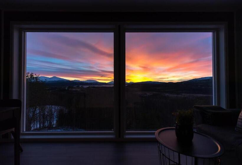 1 Sovrums Superior Lägenhet, Aurora Borealis Observatory