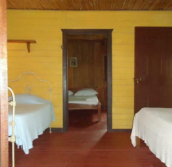 Бунгало Стандарт, Veragua River House