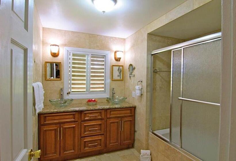 ویلای 2 خوابه, Neptune Villas
