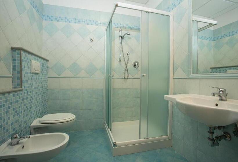 اتاق کلاسیک خانوادگی, Albergo Ristorante Pozzi