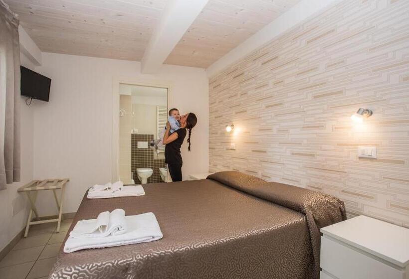 اتاق استاندارد, Albergo Ristorante Pozzi