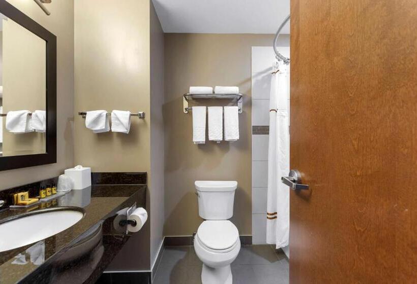 Номер Стандарт с Кухней, Best Western Plus Fort Saskatchewan Inn & Suites