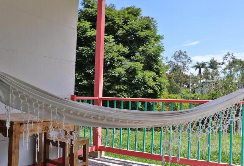 标准间, Campestre La Tata