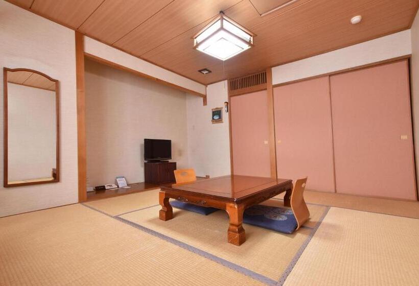 Номер Стандарт, Takinoue Hotel Keikoku