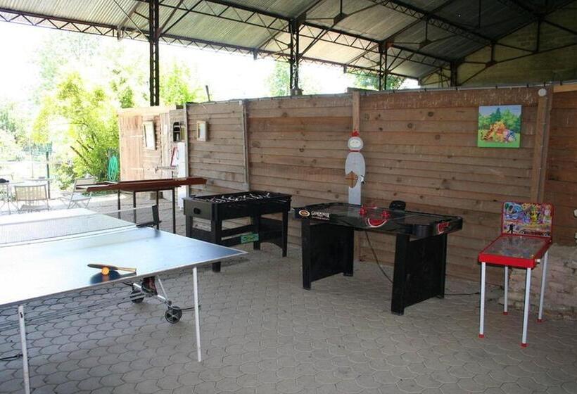 Хижина Superior, Domaine De Chantageasse