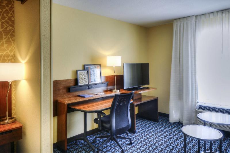 스위트 퀸침대, Fairfield Inn & Suites By Marriott Princeton