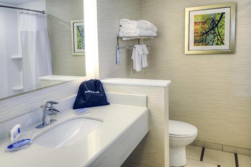 스위트 킹사이즈 침대, Fairfield Inn & Suites By Marriott Princeton
