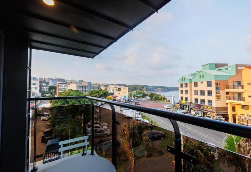 Номер Стандарт с Террасой, Fine Jeju
