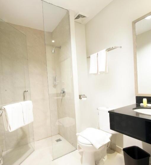 디럭스 룸, Genio Hotel Manado