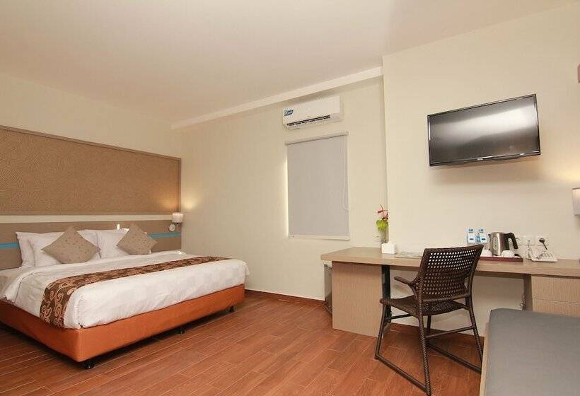 디럭스 룸, Genio Hotel Manado
