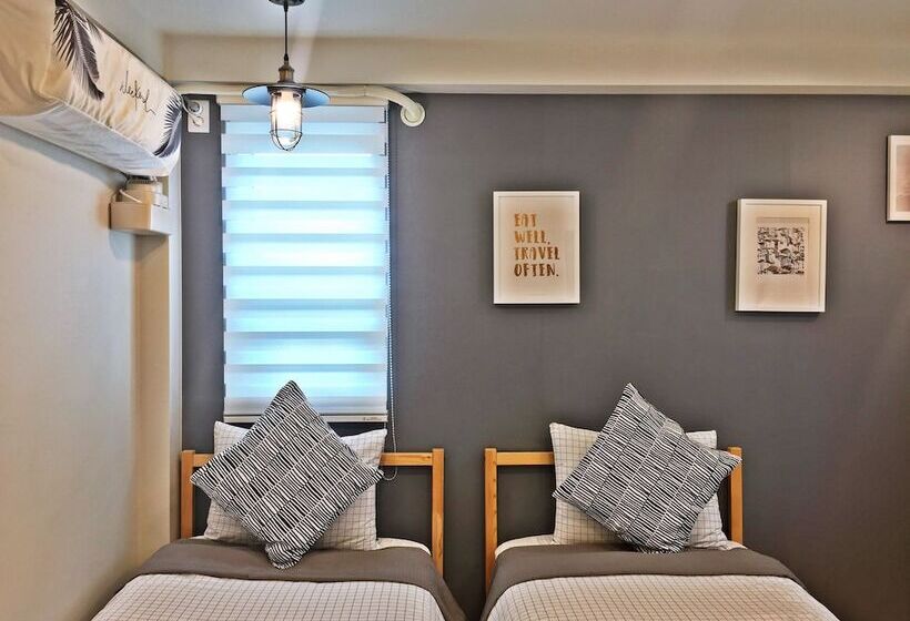 חדר סופריור, Whitetail Guesthouse   Hostel
