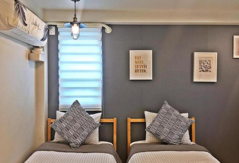 חדר סופריור, Whitetail Guesthouse   Hostel