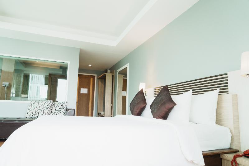 اتاق لوکس, Green Hotel And Resort