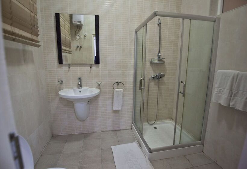Номер Стандарт, Okera Inn