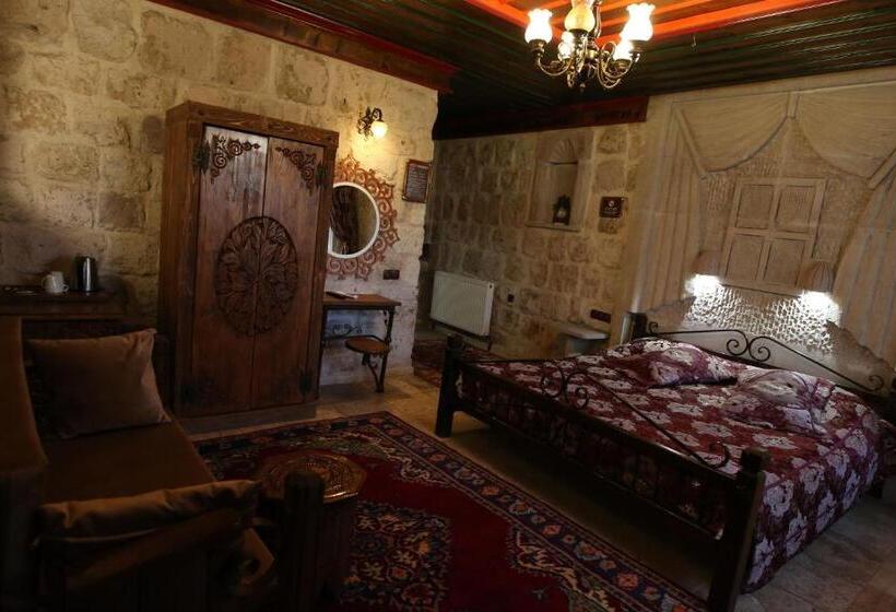 Quarto Deluxe, Alaturca House