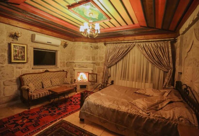Quarto Deluxe, Alaturca House