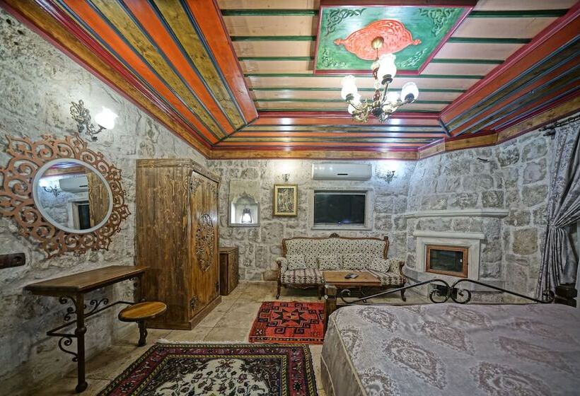 اتاق لوکس, Alaturca House