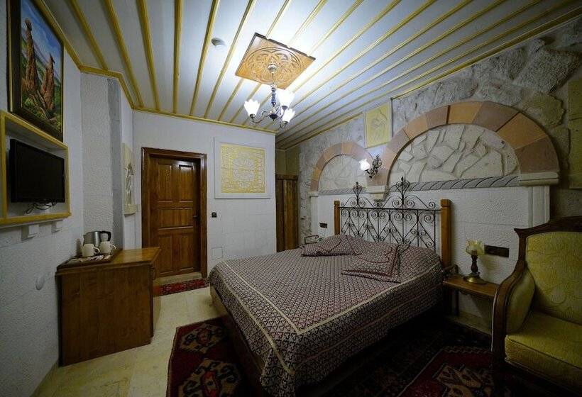 اتاق اقتصادی داخلی, Alaturca House