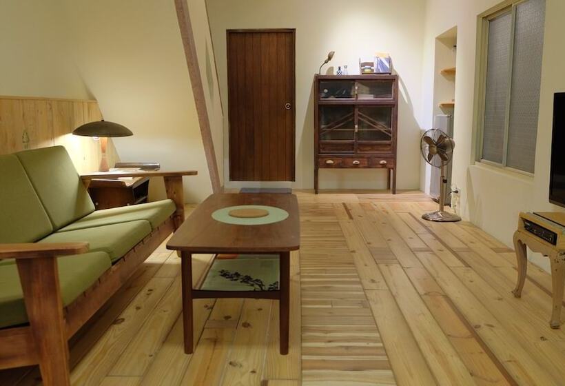 خانه 1 خوابه, Adore Tainan   Adore House