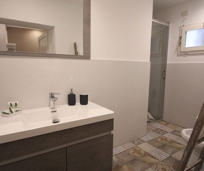 Номер Стандарт, S'o Smart B&b Tropea