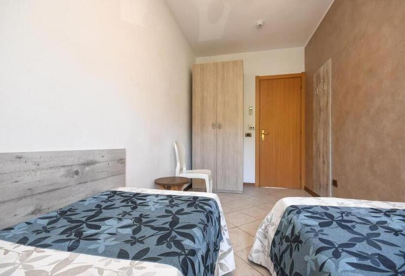 آپارتمان 2 خوابه با بالکن, Apparthotel San Sivino
