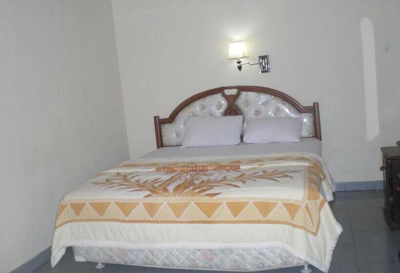 Номер Executive, Adus Beach Inn