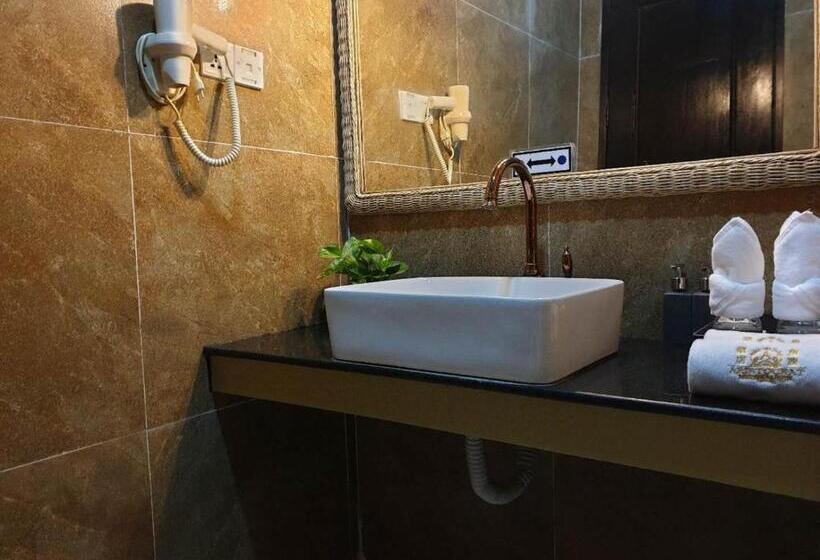 Стандартный Номер Кровать Кинг, Aristocrat Residence &