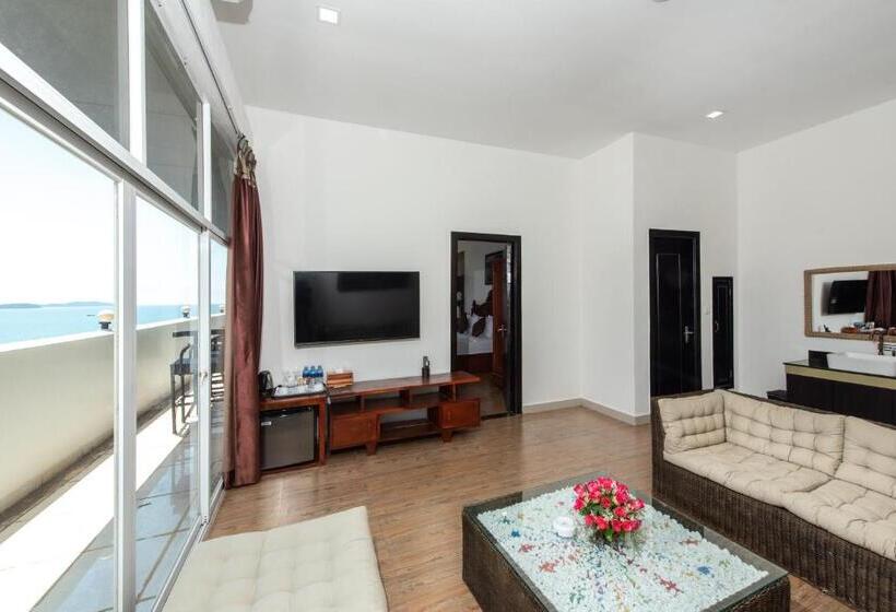 Family Suite, Aristocrat Residence &