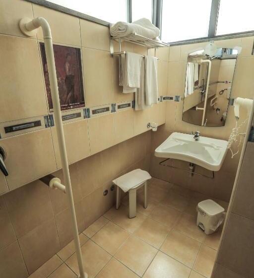 장애인을 위한 스탠다드 룸, Albergo Pompei Valley