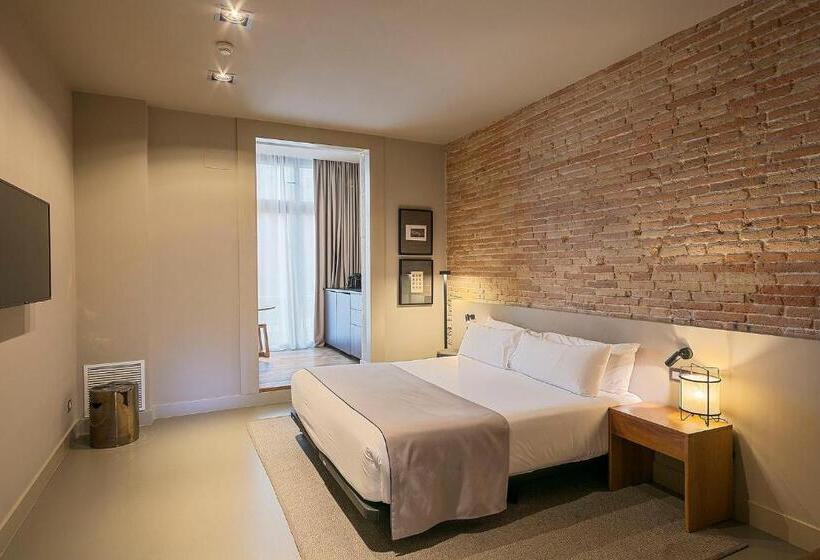 Семейный Номер, Uma Suites Pau Claris