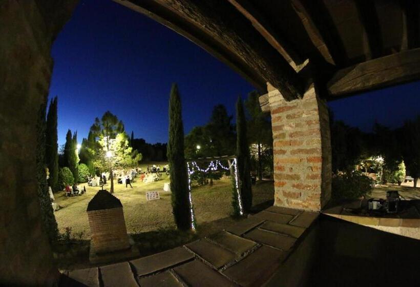 Апартаменты 4 Спальни, Agriturismo Materno