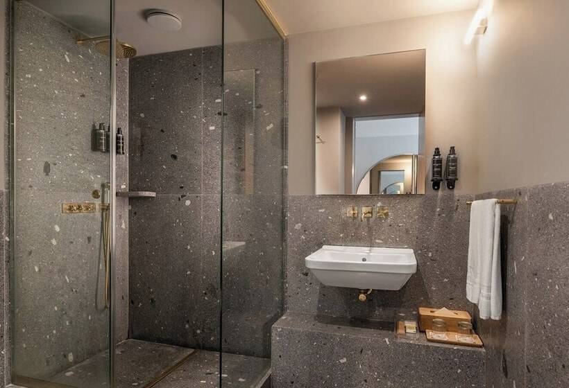 Номер Престиж, Eurostars Santa Luzia