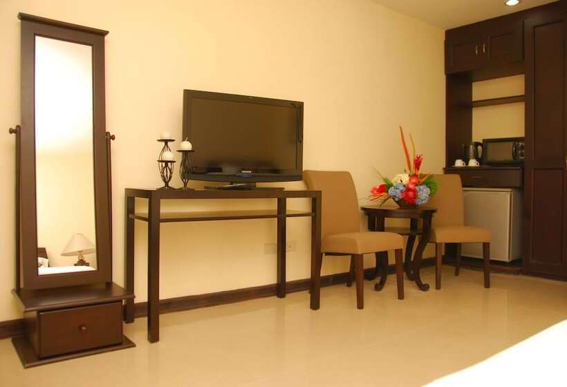 デラックススイート, The Suites At Calle Nueva